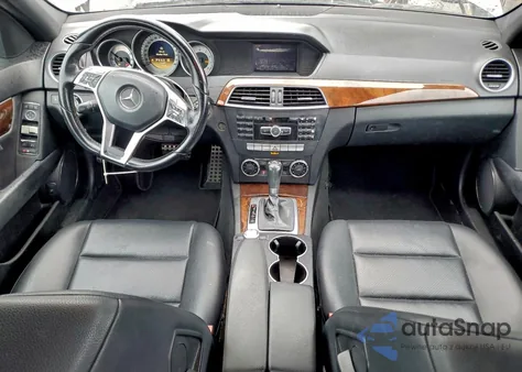 2012 Mercedes-Benz C 250 from USA, damaged, VIN WDDGF4HB2CA723539